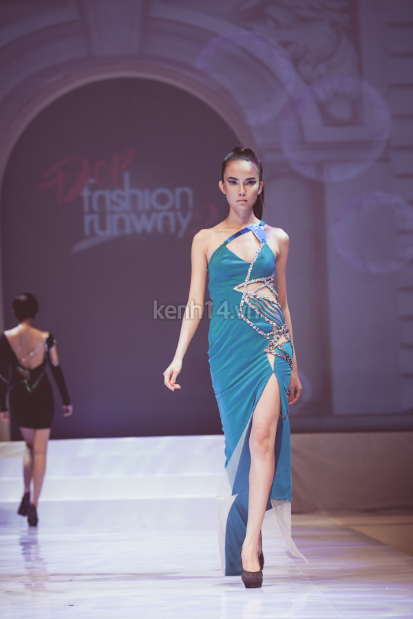 xem-dep-fashion-runway-cap-nhat-xu-huong-thudong-2012