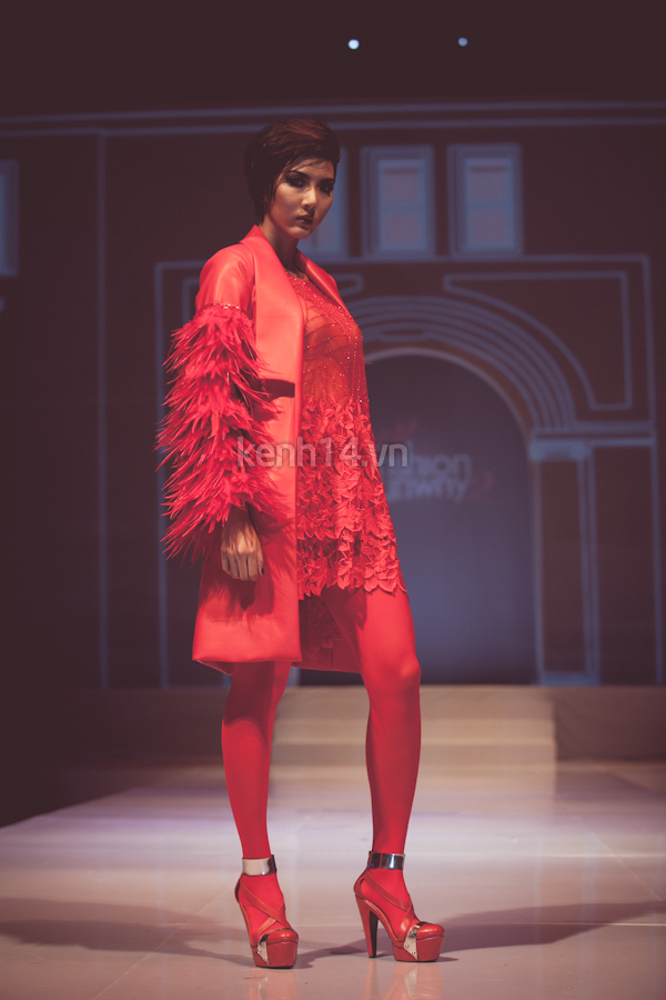 xem-dep-fashion-runway-cap-nhat-xu-huong-thudong-2012