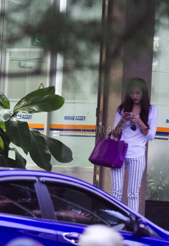 Những m&oacute;n đồ hiệu "k&iacute;n đ&aacute;o" m&agrave; đẳng cấp của H&agrave; Tăng 4