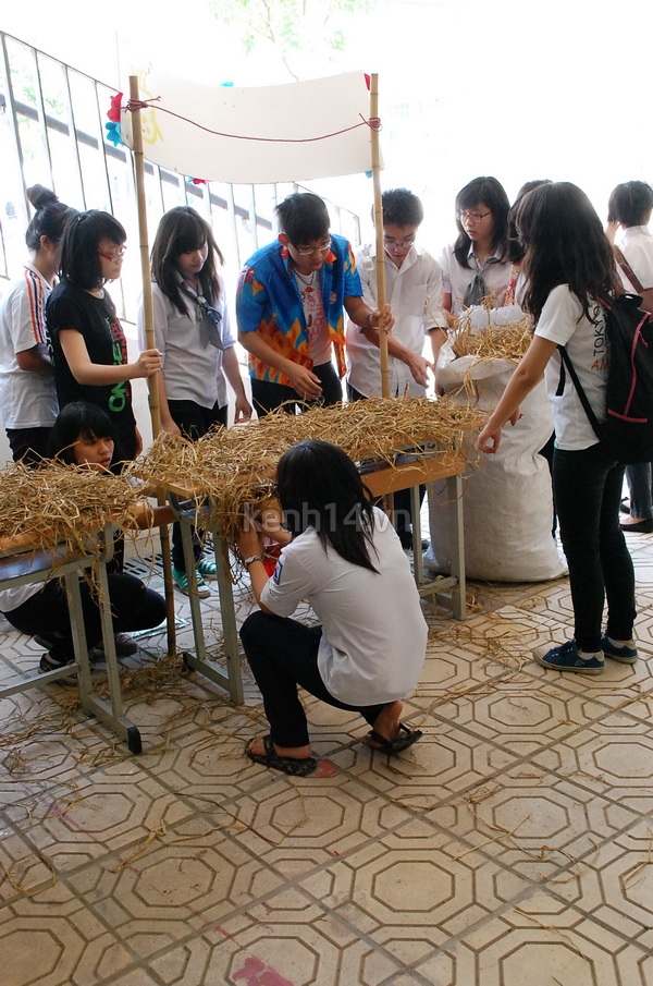 amsers-no-nuc-dung-trai-cho-ngay-hoi-anh-tai
