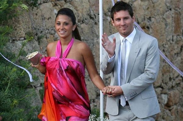 Bố mẹ Messi sang Tây Ban Nha "thăm" cháu trai