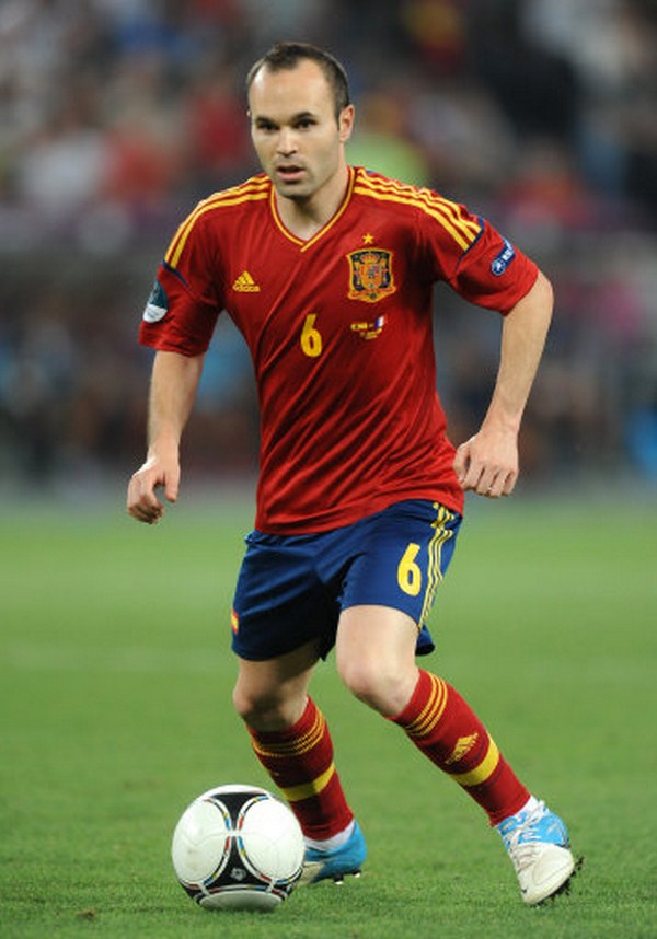 ĐTQG Tây Ban Nha ra mắt mẫu áo đấu mới cực chất 6