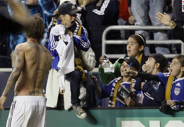 &ldquo;End it like Beckham&rdquo;: Nh&igrave;n lại c&acirc;u chuyện t&igrave;nh Beckham &ndash; LA Galaxy 6
