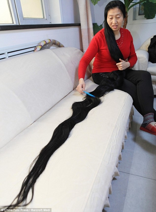 Cuộc sống của người phụ nữ có mái tóc 24 mét  VnExpress Đời sống