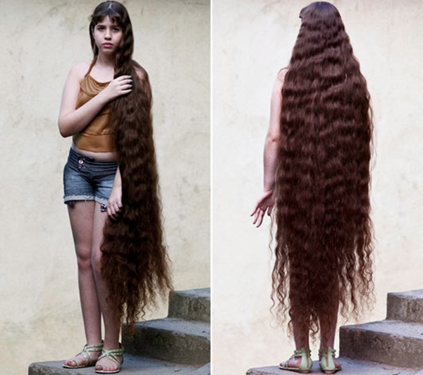 Teen girl bán tóc là một xu hướng phổ biến trong giới trẻ hiện nay. Hãy xem hình ảnh cô gái trẻ bán tóc để tìm hiểu thêm về thị trường bán tóc này.