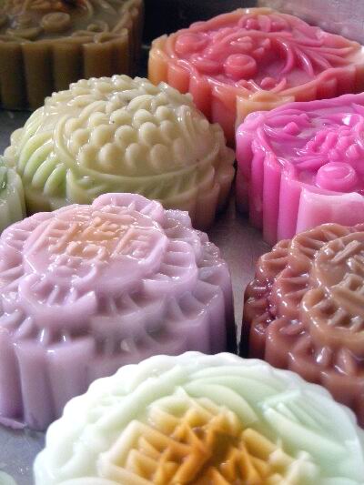 100908_MBT_mooncake_sp1.jpg