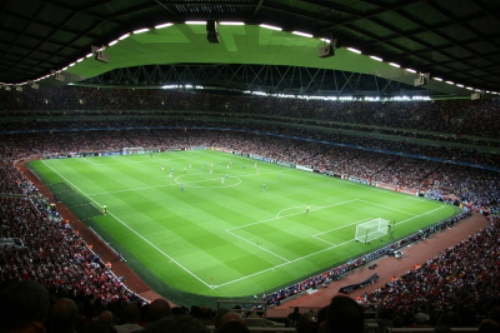Tặng kèm móc khóa CLB khi mua Mô hình sân vận động Old Trafford Stamford  Bernabeu noucamp emirates anfield  HolCim  Kênh Xây Dựng Và Nội Thất
