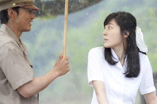 Cảnh nóng của So Ji Sub và Kim Ha Neul bị chỉ trích