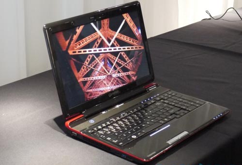 110731teklaptop12.jpg