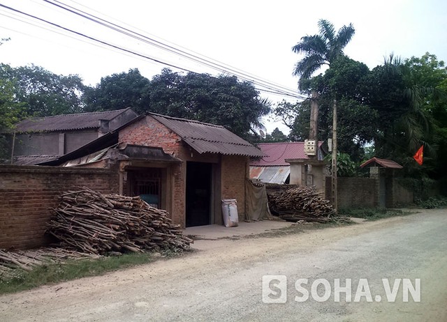 Căn nh&agrave; của vợ chồng &ocirc;ng Hinh, nơi xảy ra sự việc đ&aacute;ng tiếc