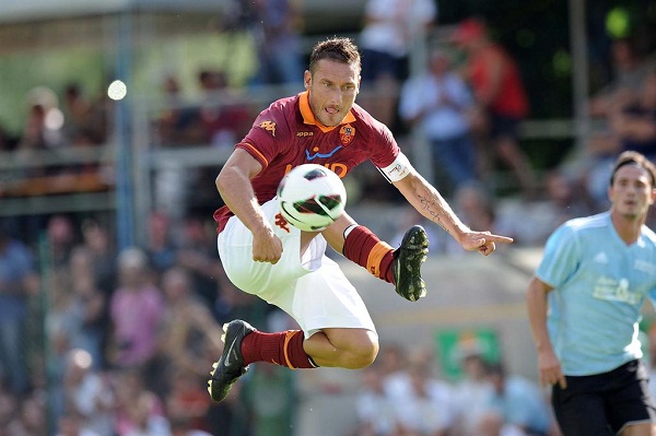 totti-viet-cam-nang-du-lich-roma