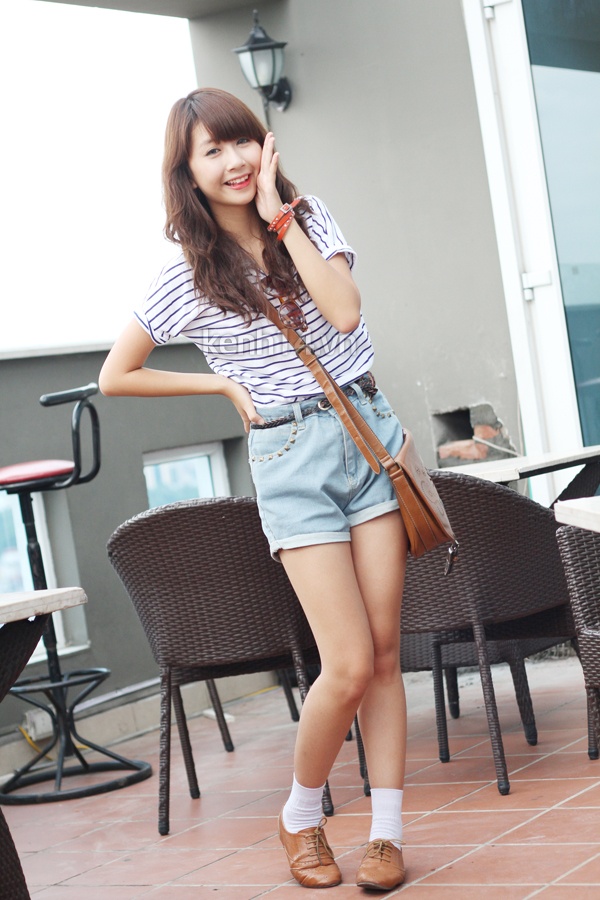 gap-lai-doi-ban-than-hot-girl-quynh-anh-an-apan