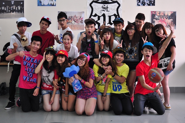 st319-sap-co-show-kpop-cover-cuc-chat-tai-hn