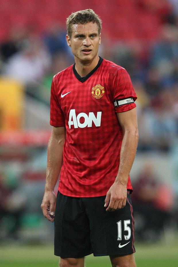 man-united-mat-vidic-trong-8-tuan