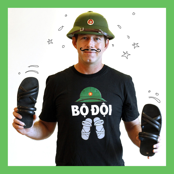 chang-tay-chom-chom-va-tshirt-doc