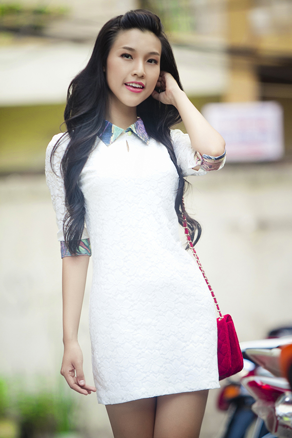 hoang-oanh-diu-dang-ngay-giao-mua-cung-mint-boutique