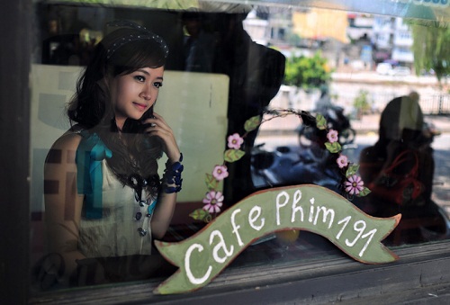 cafe-phim-3d-thu-vui-moi-cua-teen-ha-thanh