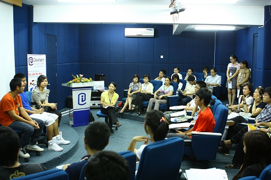 hoi-thao-chuyen-de-luyen-thi-toefl-ibt-thanh-cong