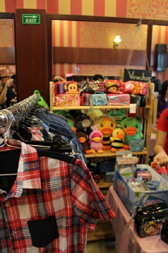 shopping-cuoi-tuan-cung-trinh-thang-binh