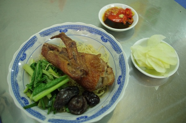 kham-pha-mi-vit-tiem-ngonre-tai-tan-phu