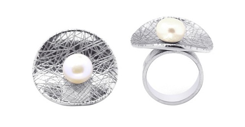 san-trang-suc-doi-tai-big-online-sale