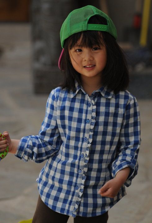 Với biểu cảm tinh nghịch và dễ thương, bé gái siêu cute Trung Quốc sẽ khiến bạn cười nghiêng ngả. Họ như một tia nắng trong những ngày u ám đón chào bạn. Xem ảnh và bạn sẽ biết tại sao mọi người yêu thích chúng.