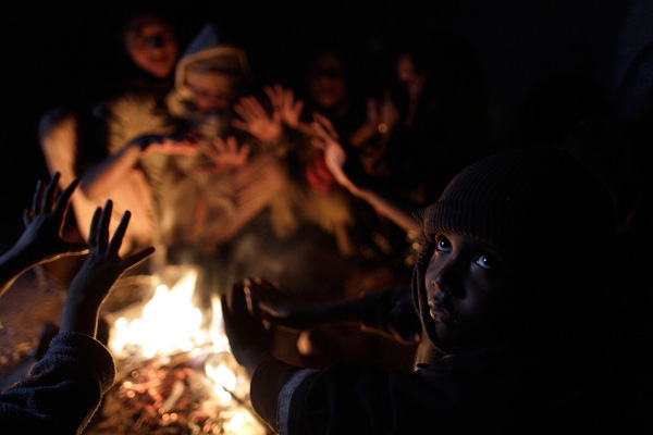 Cuộc sống "lụp xụp" của 1 tỷ người tại khu ổ chuột 9