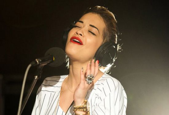 rita-ora-che-lai-what-makes-you-beautiful