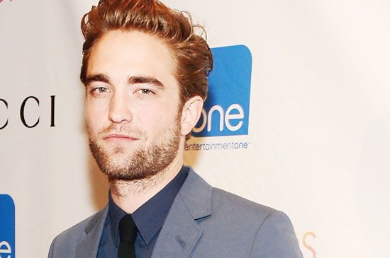 robert-pattinson-tap-trung-viet-nhac-khi-twilight-ket-thuc