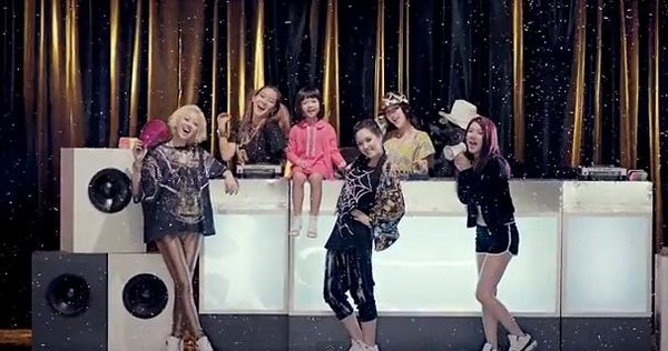 girlgroup-dan-em-cua-hyori-khong-con-nam-tinh