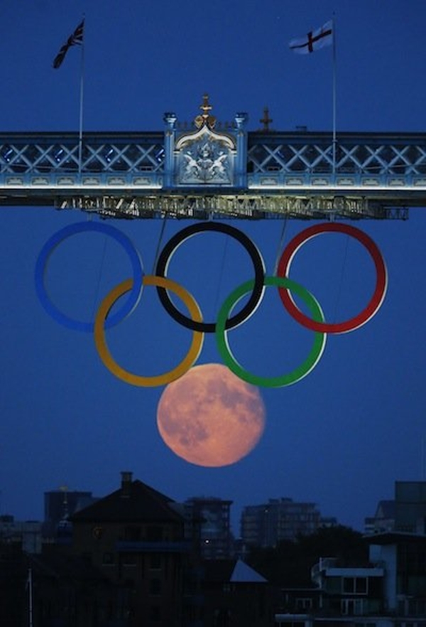 mat-trang-tao-nen-khoanh-khac-nhu-mo-tai-olympic-2012
