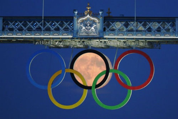 mat-trang-tao-nen-khoanh-khac-nhu-mo-tai-olympic-2012