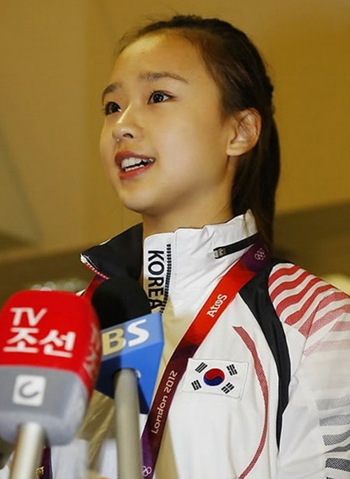 nhung-nu-vdv-xinh-dep-cua-olympic-2012