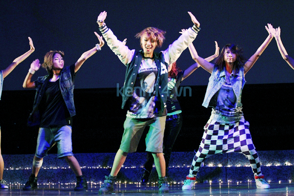 chay-cung-show-kpop-cover-hoanh-trang-tai-ha-noi chay-cung-show-kpop-cover-hoanh-trang-tai-ha-noi