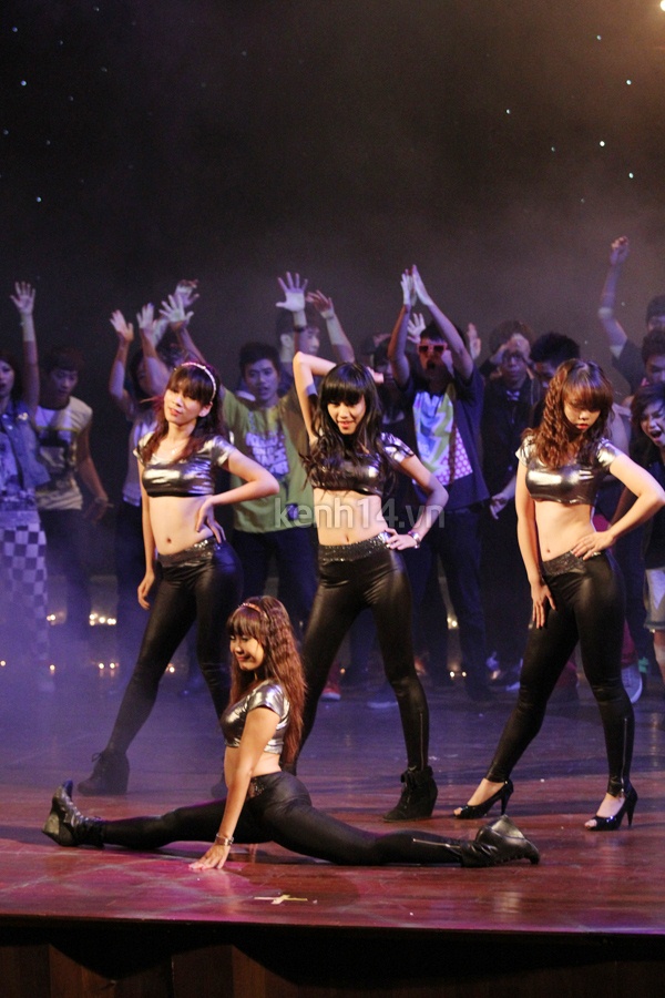 chay-cung-show-kpop-cover-hoanh-trang-tai-ha-noi chay-cung-show-kpop-cover-hoanh-trang-tai-ha-noi