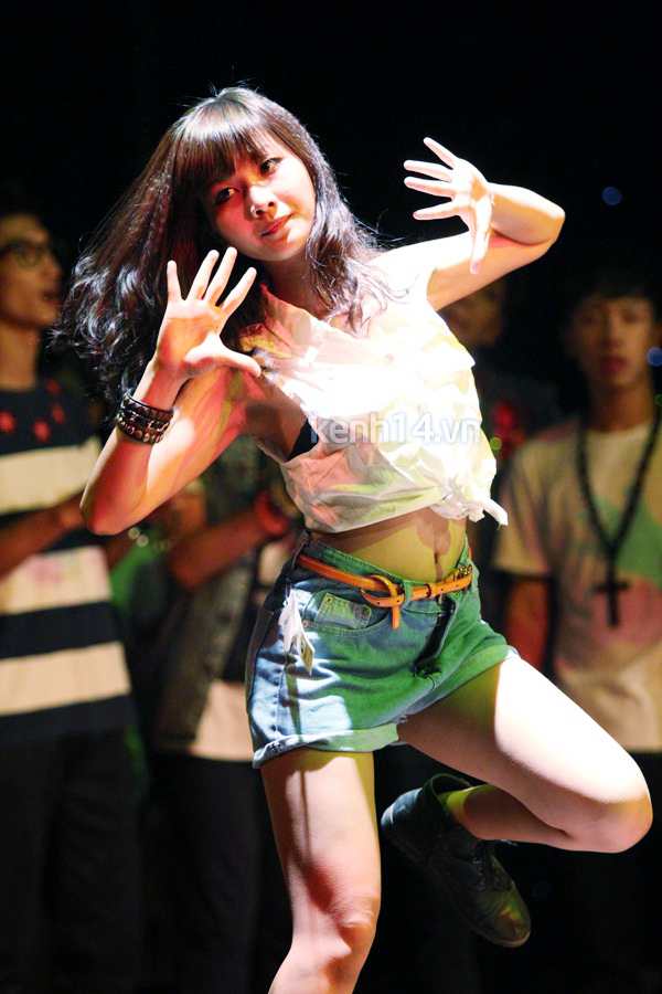 chay-cung-show-kpop-cover-hoanh-trang-tai-ha-noi chay-cung-show-kpop-cover-hoanh-trang-tai-ha-noi