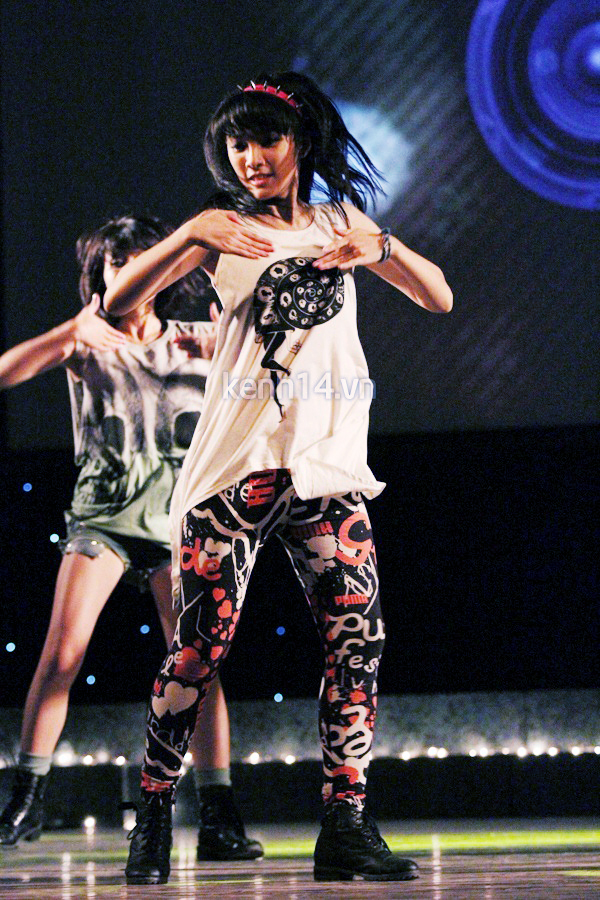 chay-cung-show-kpop-cover-hoanh-trang-tai-ha-noi chay-cung-show-kpop-cover-hoanh-trang-tai-ha-noi