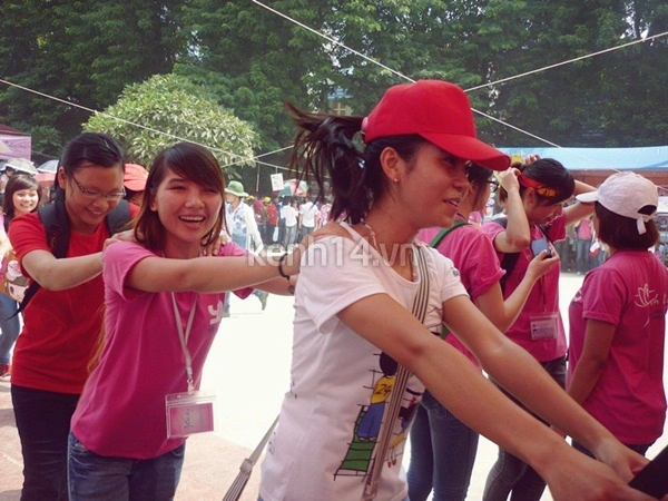 gioi-tre-ha-thanh-bung-no-cung-youth-day-2012