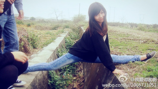 trao-luu-chup-anh-xoac-chan-gay-sot-gioi-tre trao-luu-chup-anh-xoac-chan-gay-sot-gioi-tre
