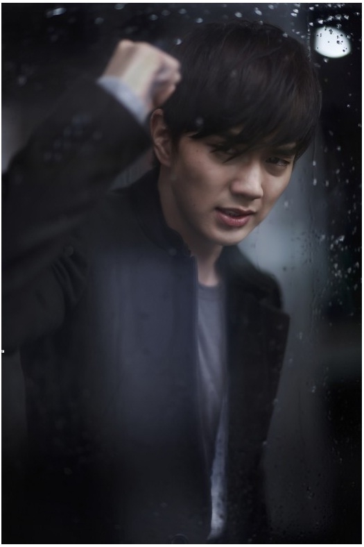 Yoo Seung Ho vật v&atilde; v&igrave; thất t&igrave;nh 4