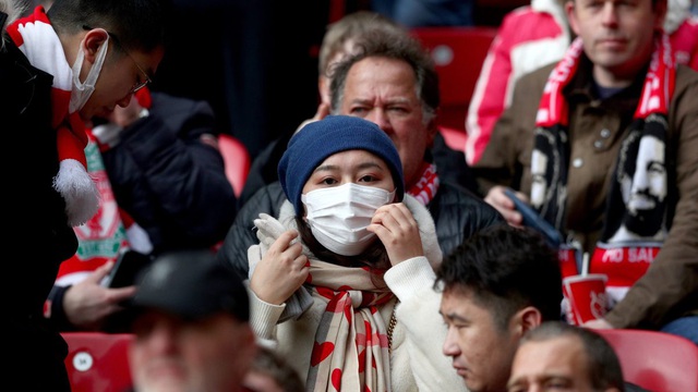 Dùng tiền thuế của dân trả lương nhân viên: Liverpool xin lỗi, hủy quyết định
