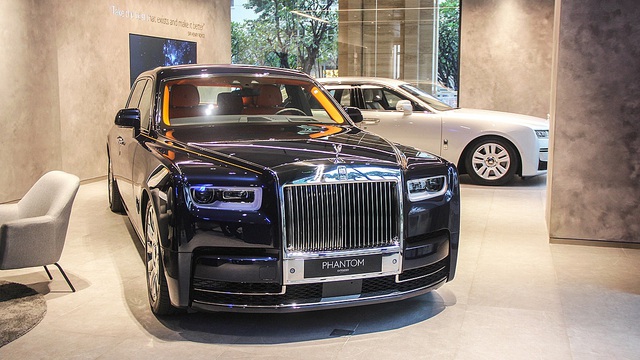 Nghệ nhân RollsRoyce sẽ khóc thét khi nhìn thấy coachline của chiếc  Phantom Rồng này