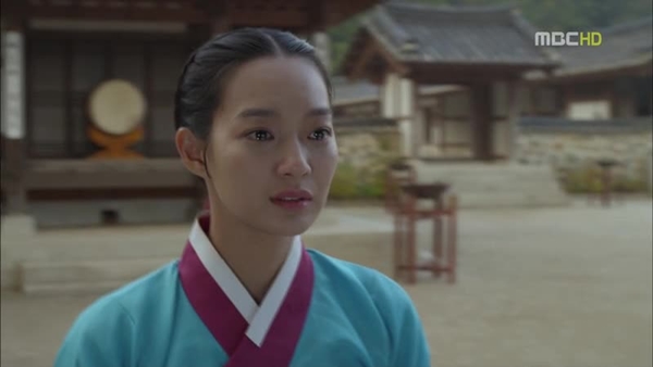 Shin Min Ah hiến thân cho linh hồn quỷ dữ