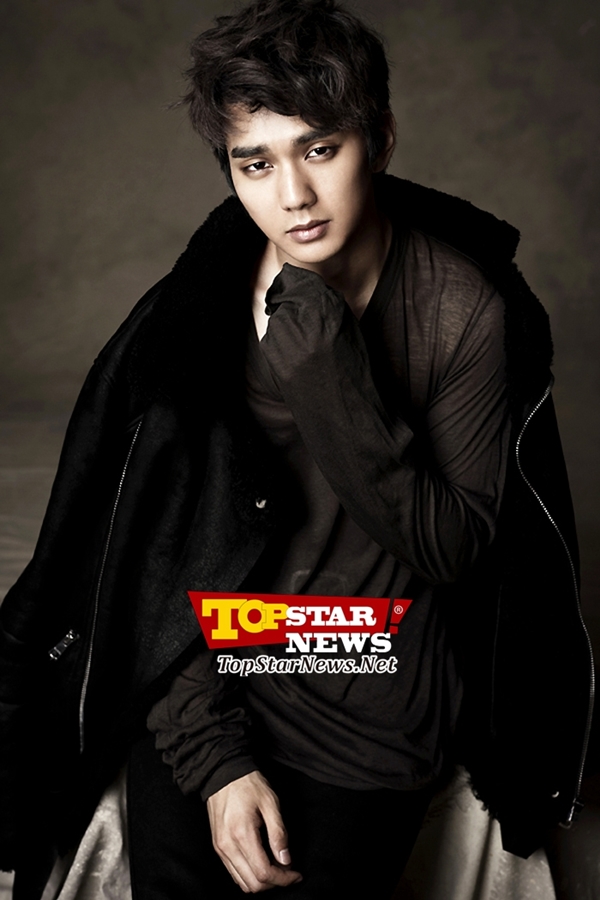 Yoo Seung Ho "&ocirc;m mối th&ugrave;" với Park Yoo Chun 2