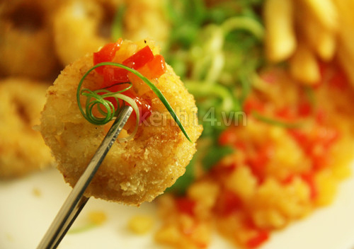 Mực chiên xù sốt dứa giòn chua ngon ngọt 