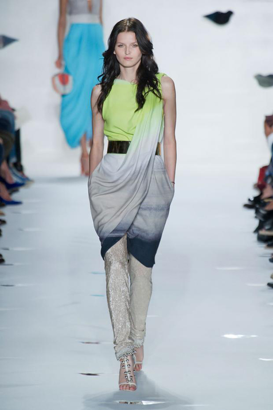 ngam-10-bst-dinh-nhat-nyfw-xuanhe-2013