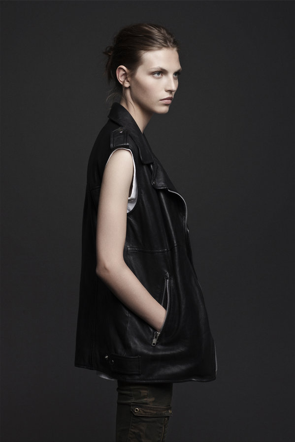 xem-lookbook-zara-update-xu-huong-thudong-2012