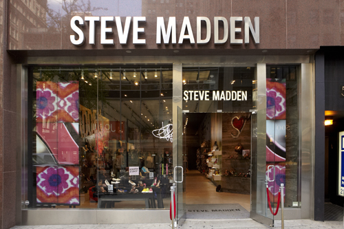 steve-madden-nguoi-mang-hoi-tho-new-york-den-xu-viet