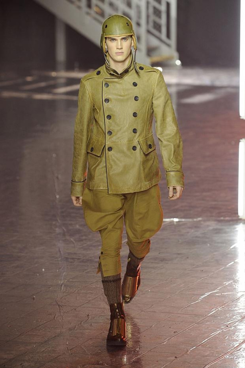 xu-huong-military-nam-nay-co-gi-moi