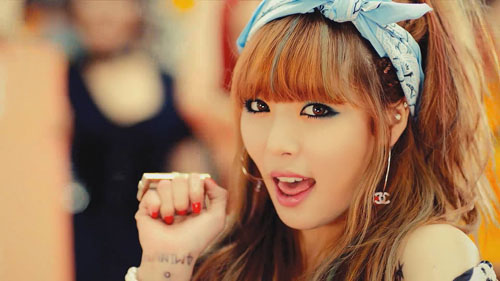 Make up ngọt "đến tan chảy" như HyunA trong Ice Cream 8